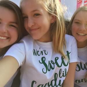 Meet your Posher, Ella